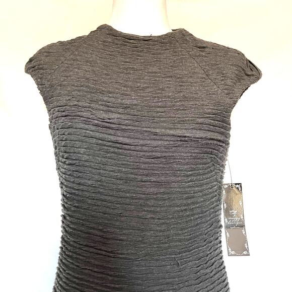 Suzi Chin Maggy Boutique Pleated Bodycon Sz 4 Cocktail Workwear Capsule Minimal - Picture 2 of 13